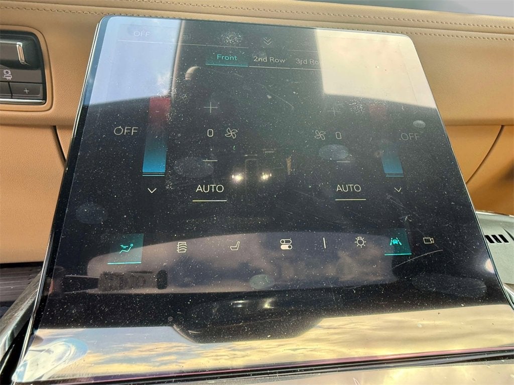 2025 Cadillac ESCALADE IQ Luxury 2