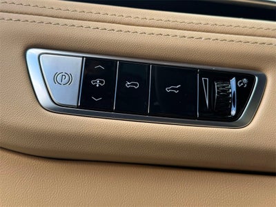 2025 Cadillac ESCALADE IQ Luxury 2