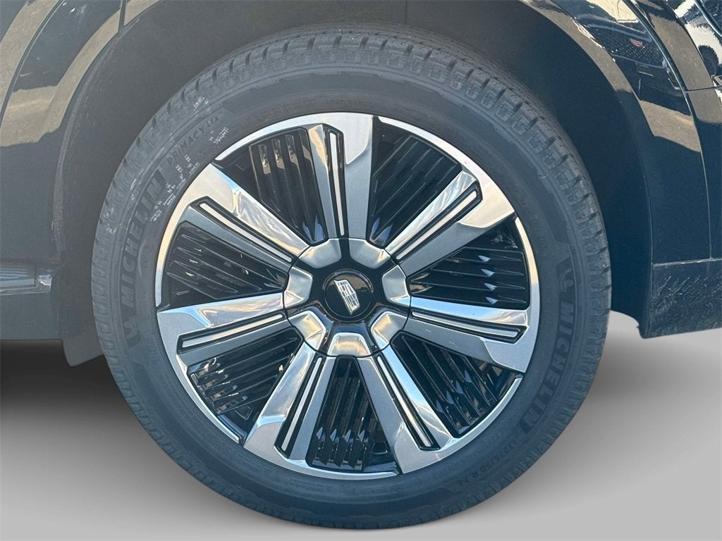 2025 Cadillac ESCALADE IQ Luxury 2