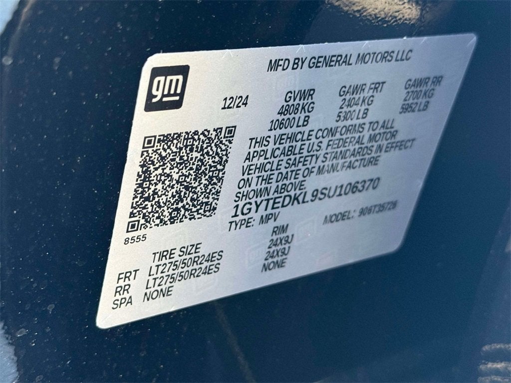 2025 Cadillac ESCALADE IQ Luxury 2