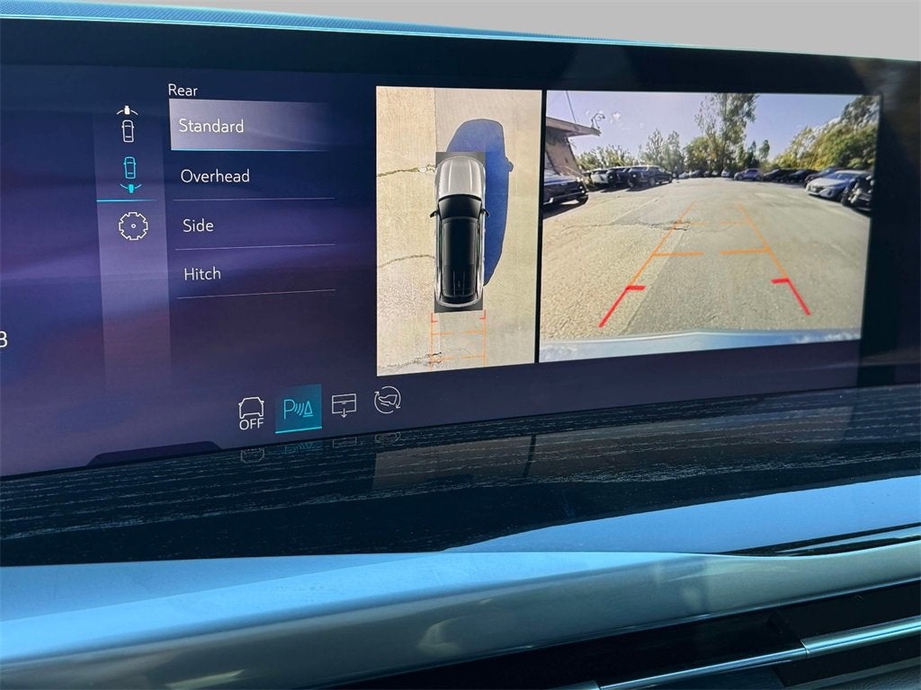 2025 Cadillac ESCALADE IQ Sport 1