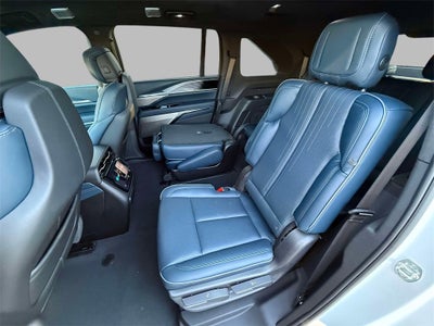 2025 Cadillac ESCALADE IQ Sport 2