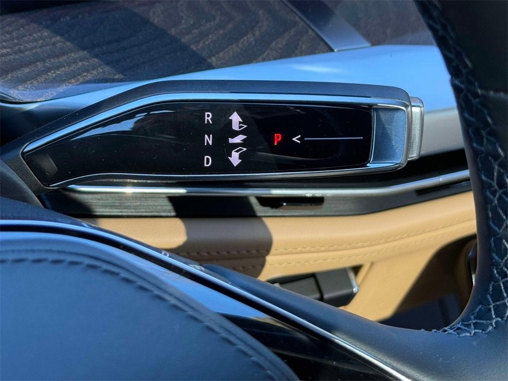 2025 Cadillac ESCALADE IQ Sport 2