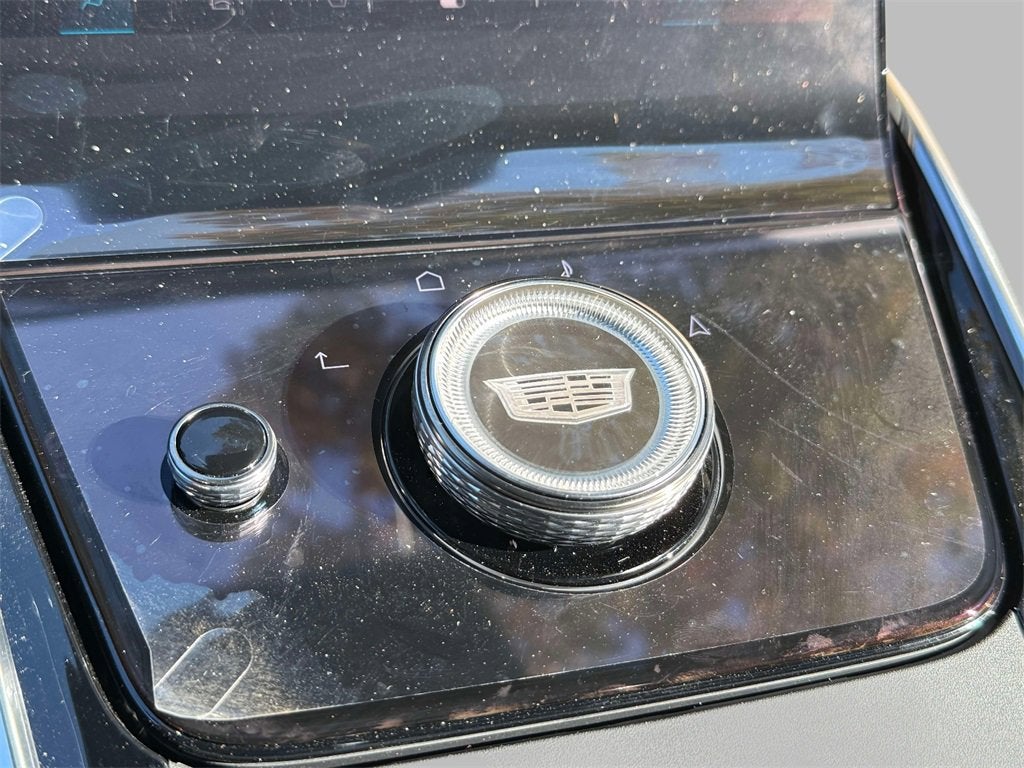 2025 Cadillac ESCALADE IQ Sport 2