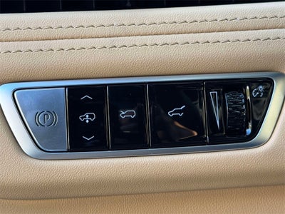 2025 Cadillac ESCALADE IQ Sport 2