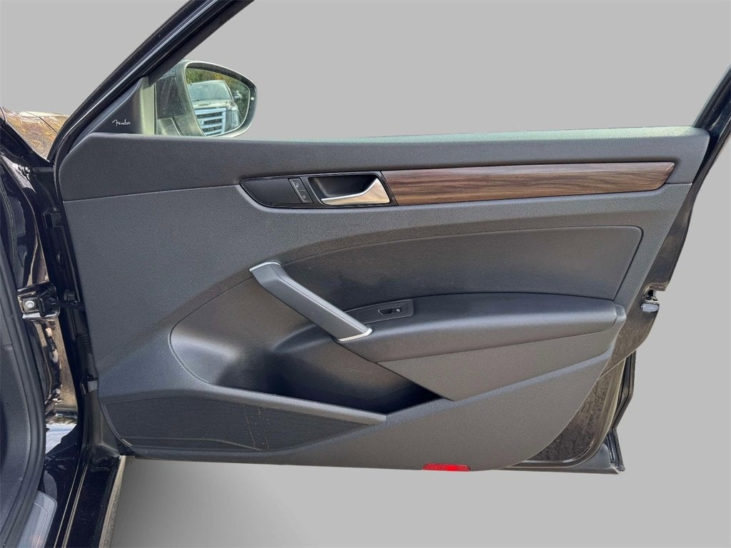 2020 Volkswagen Passat 2.0T SEL