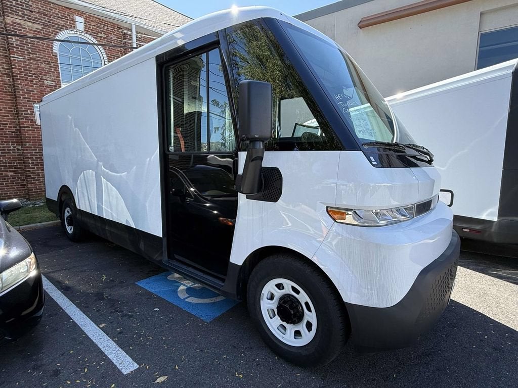 2024 BrightDrop Zevo 600 EJY