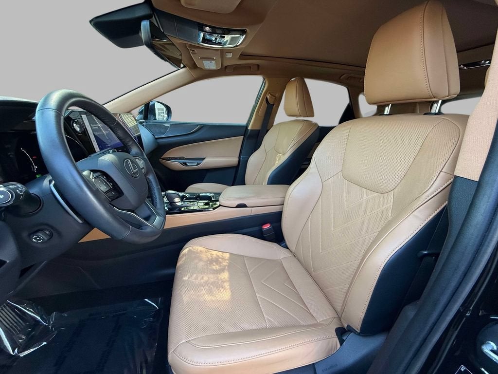 2022 Lexus NX NX 350h Luxury
