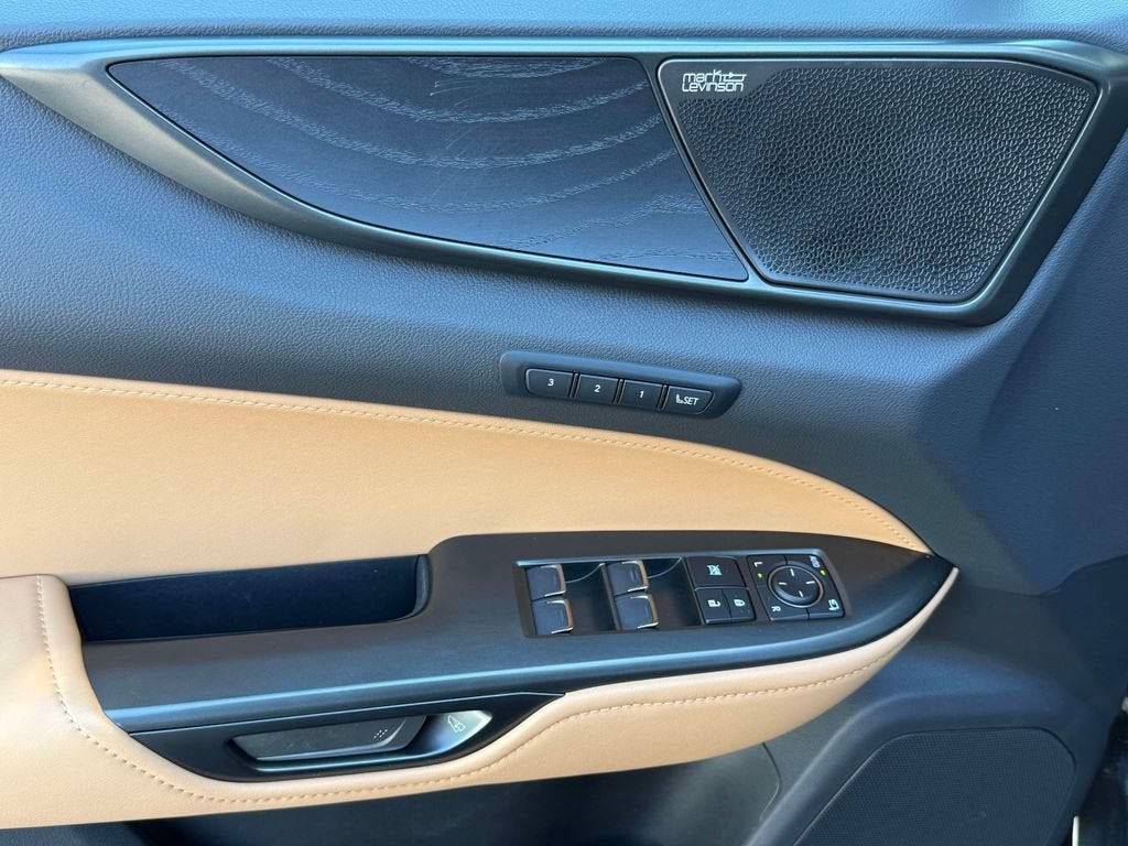 2022 Lexus NX NX 350h Luxury