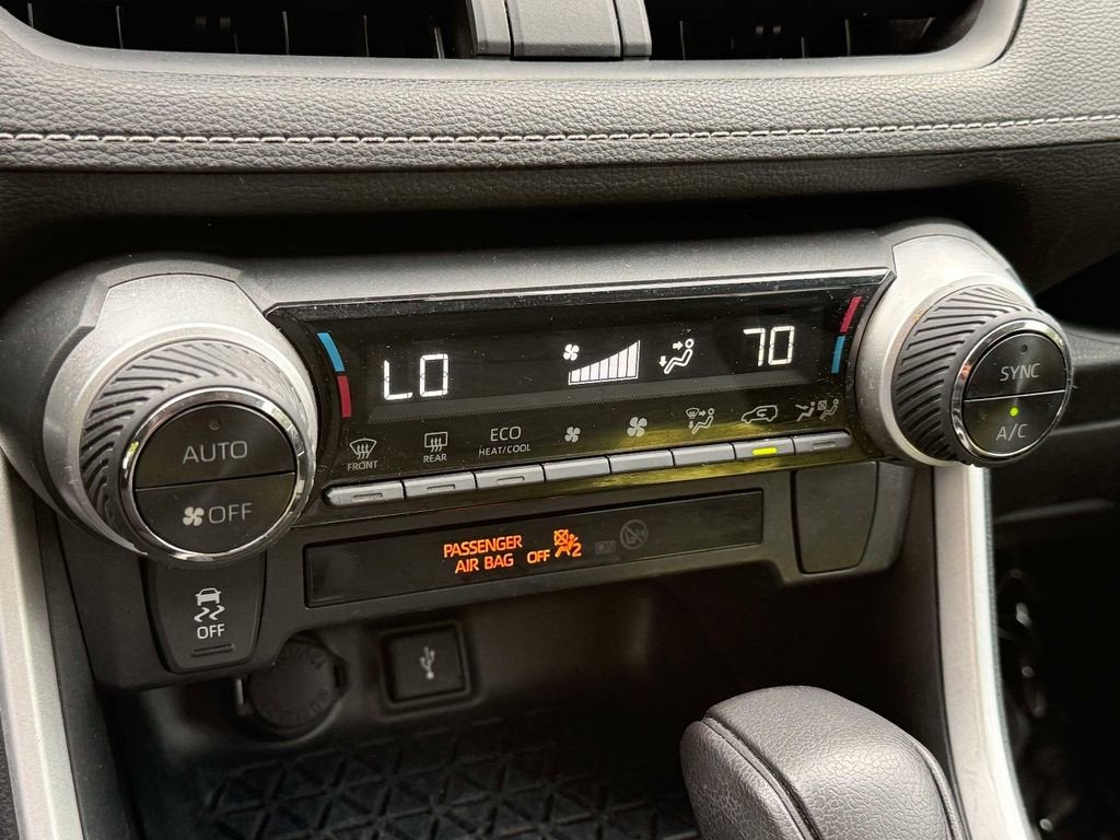 2020 Toyota RAV4 Hybrid XLE