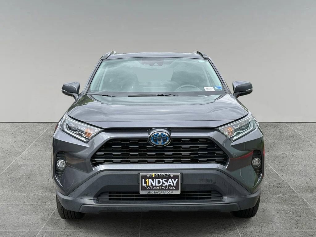 2020 Toyota RAV4 Hybrid XLE