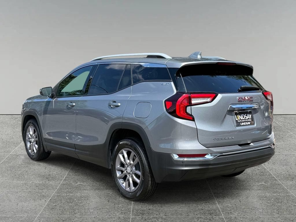 2023 GMC Terrain SLT