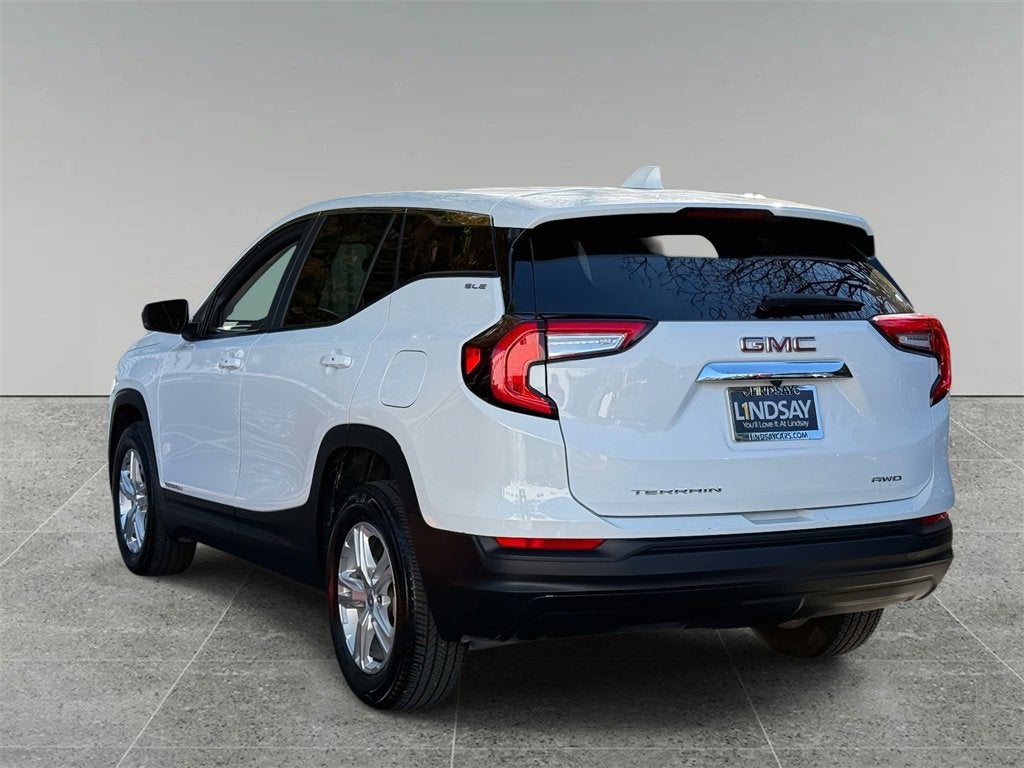 2024 GMC Terrain SLE