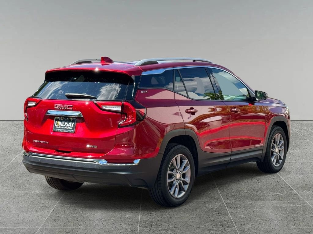 2024 GMC Terrain SLT