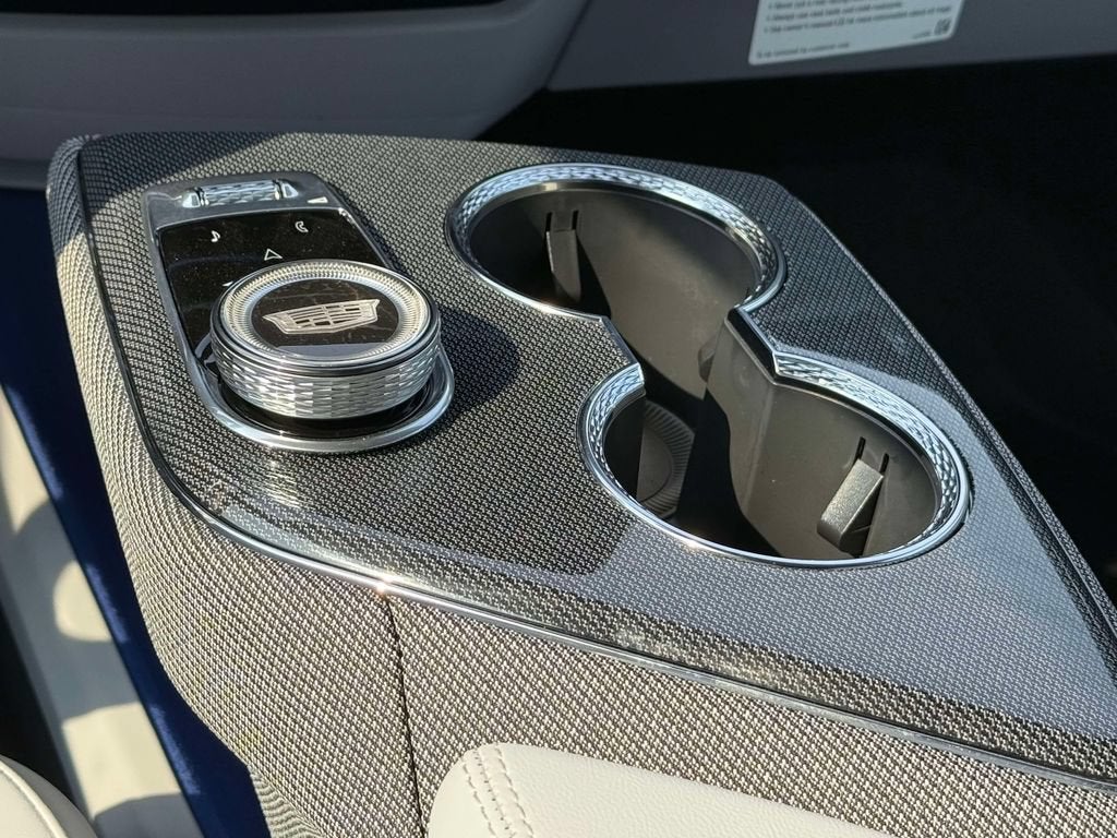 2027 Cadillac OPTIQ Luxury