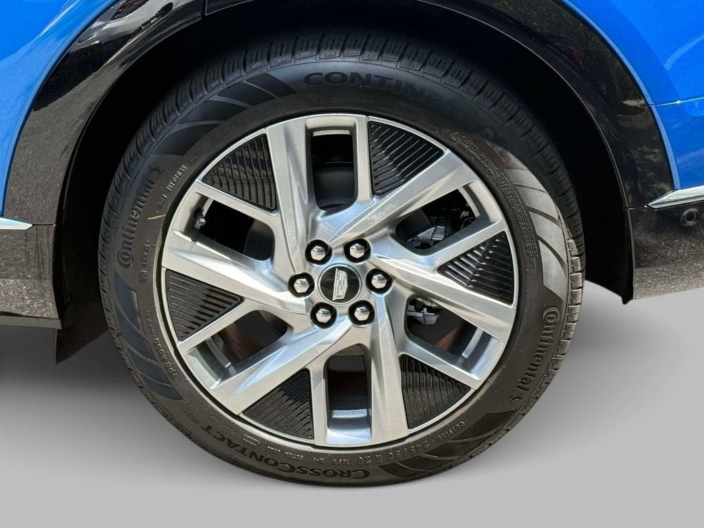 2027 Cadillac OPTIQ Luxury