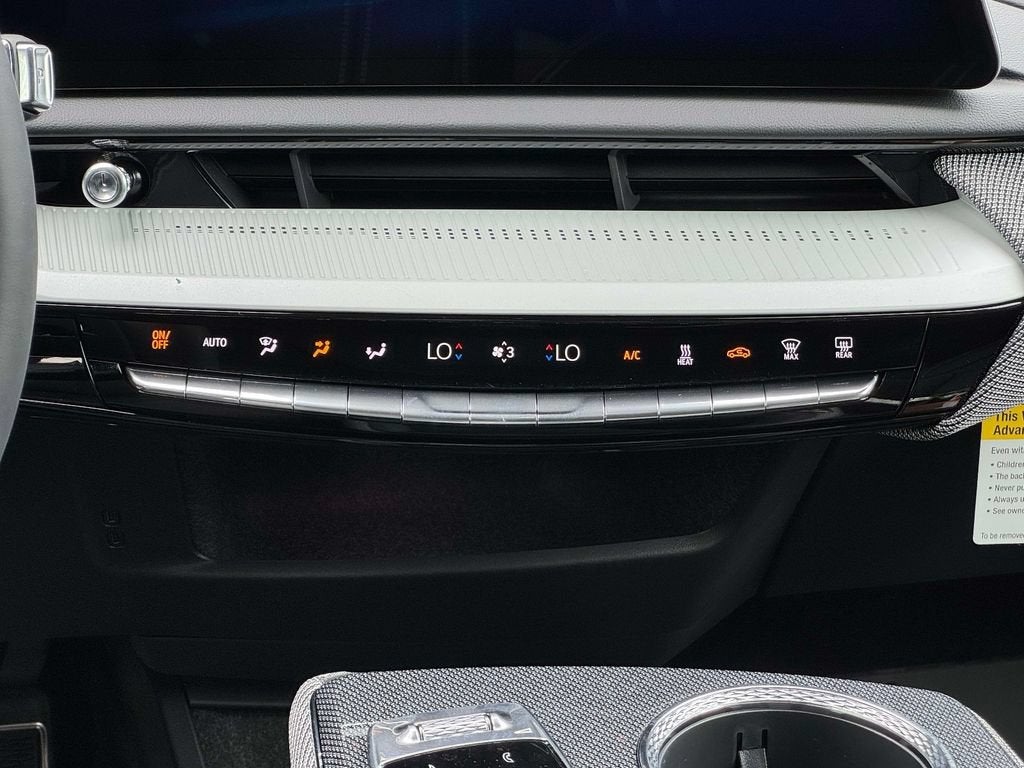 2027 Cadillac OPTIQ Luxury