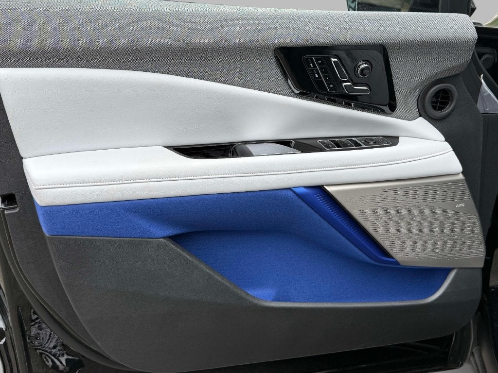 2027 Cadillac OPTIQ Luxury