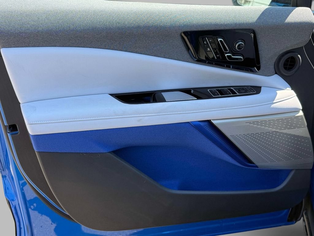2027 Cadillac OPTIQ Luxury