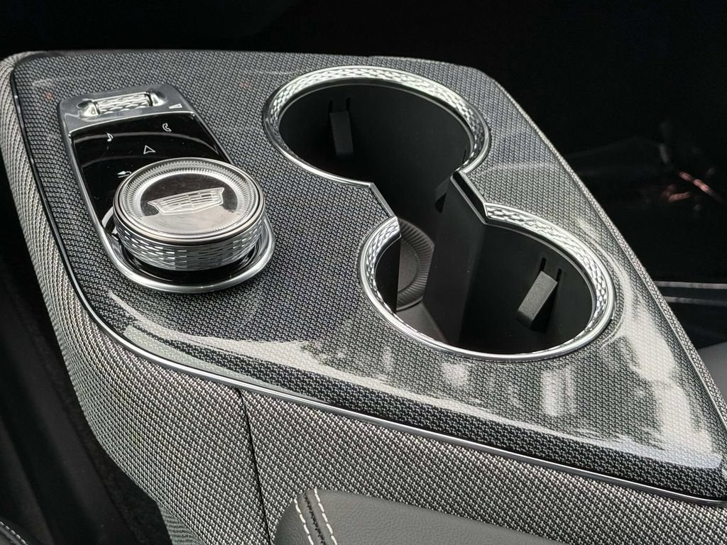 2027 Cadillac OPTIQ Luxury