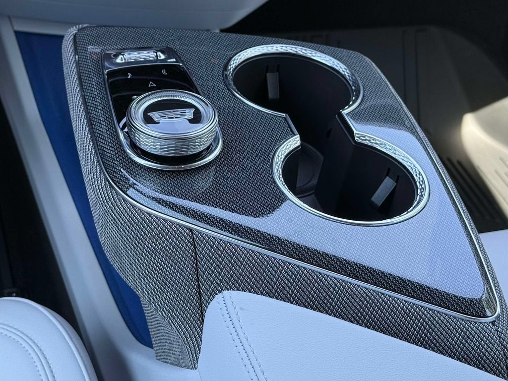 2027 Cadillac OPTIQ Luxury