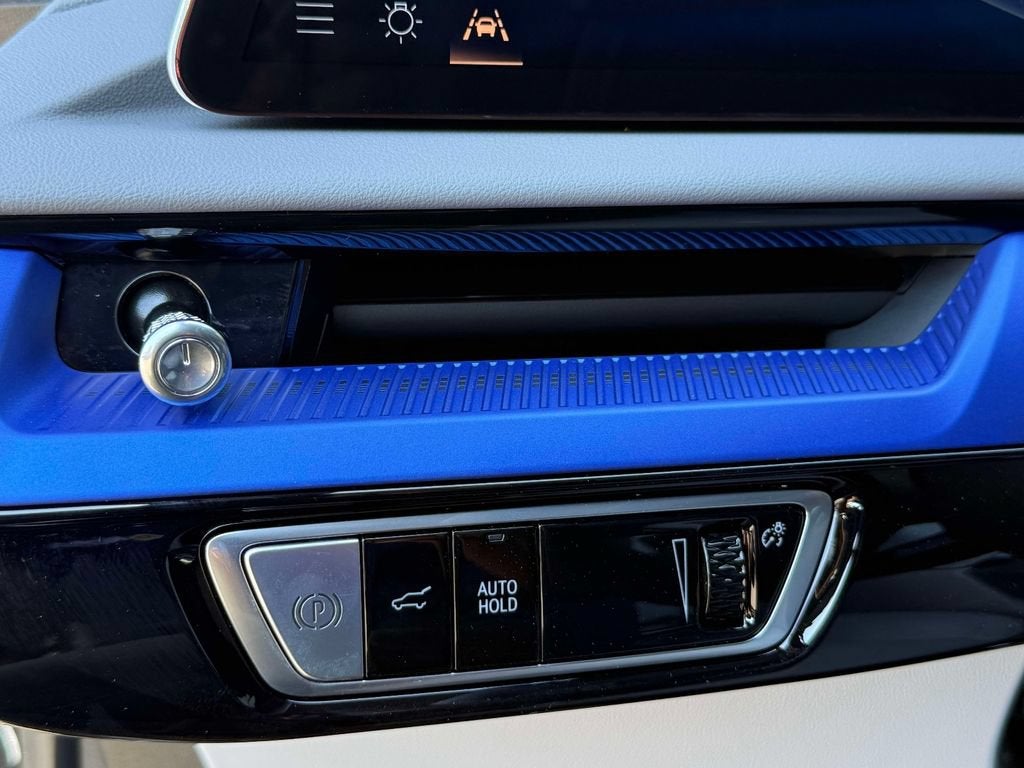 2027 Cadillac OPTIQ Luxury