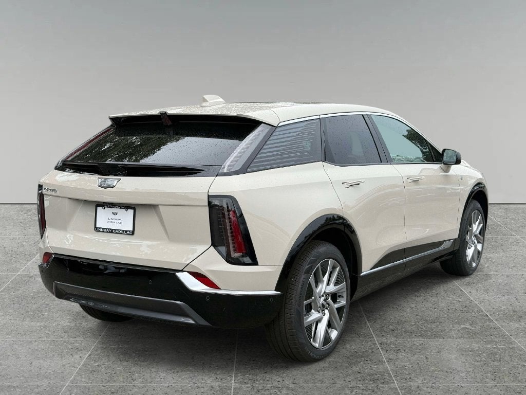 2027 Cadillac OPTIQ Luxury