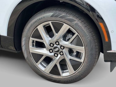 2027 Cadillac OPTIQ Luxury