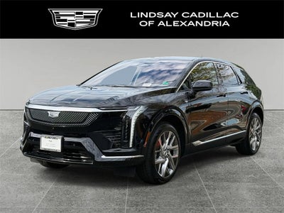 2025 Cadillac OPTIQ Luxury 1