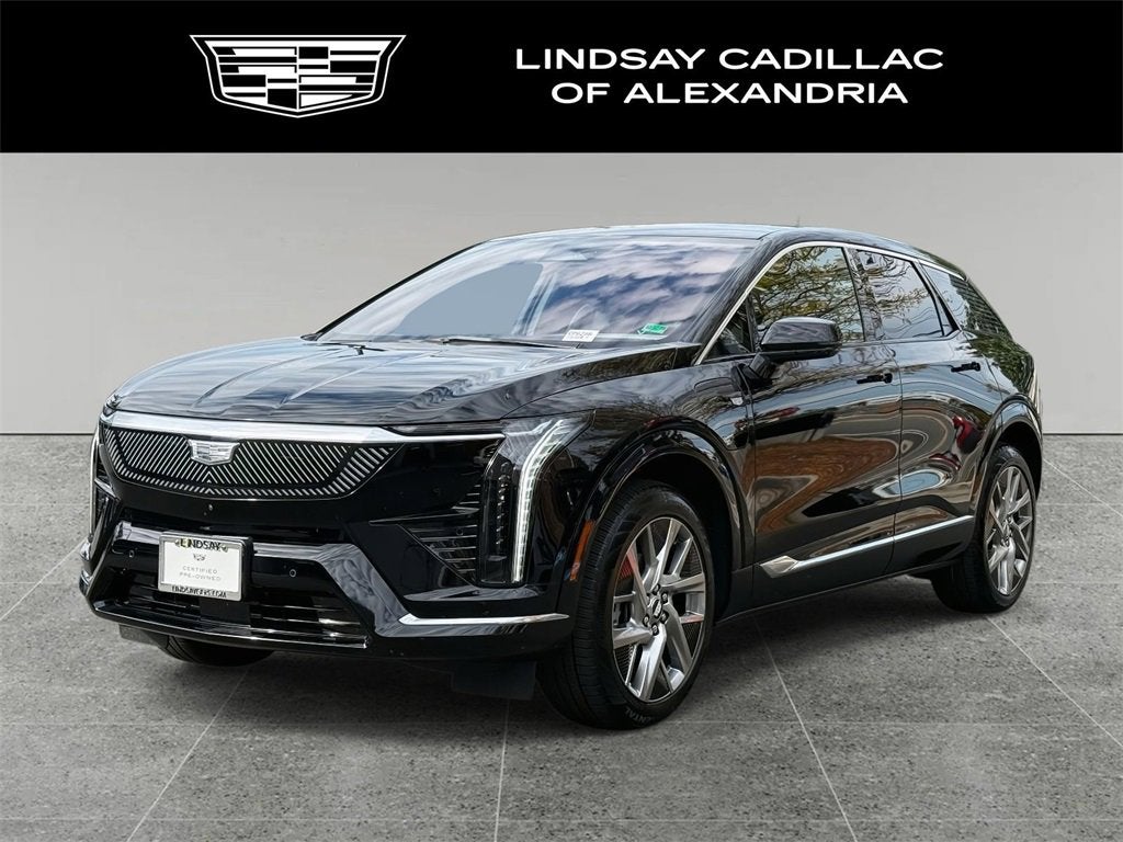 2025 Cadillac OPTIQ Luxury 1