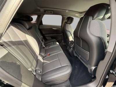 2025 Cadillac OPTIQ Luxury 1