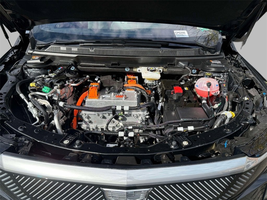 2025 Cadillac OPTIQ Luxury 1