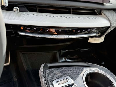 2025 Cadillac OPTIQ Luxury 1