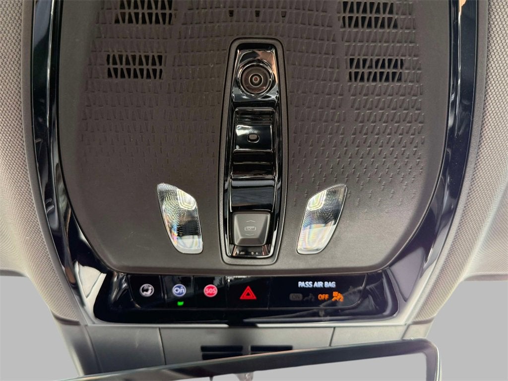 2025 Cadillac OPTIQ Luxury 1