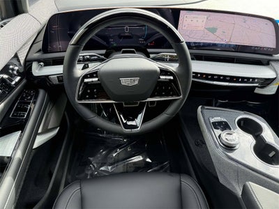 2025 Cadillac OPTIQ Luxury 1