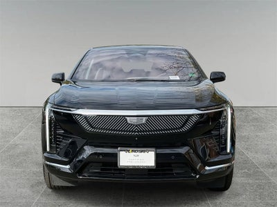 2025 Cadillac OPTIQ Luxury 1