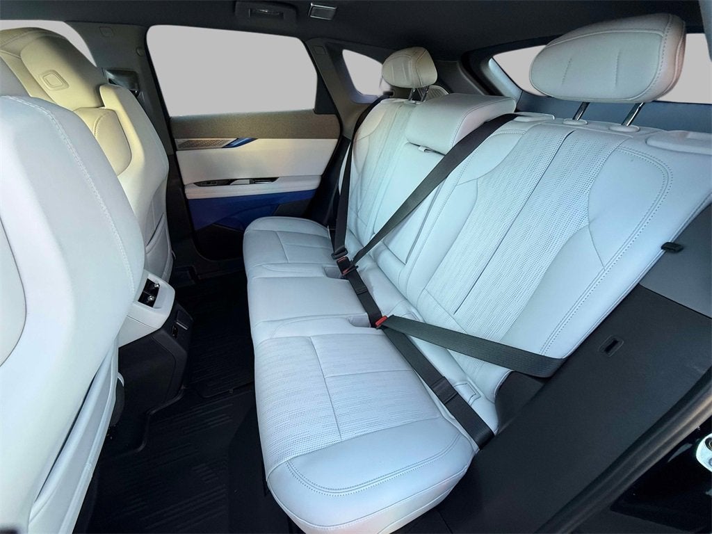 2026 Cadillac OPTIQ Premium Luxury