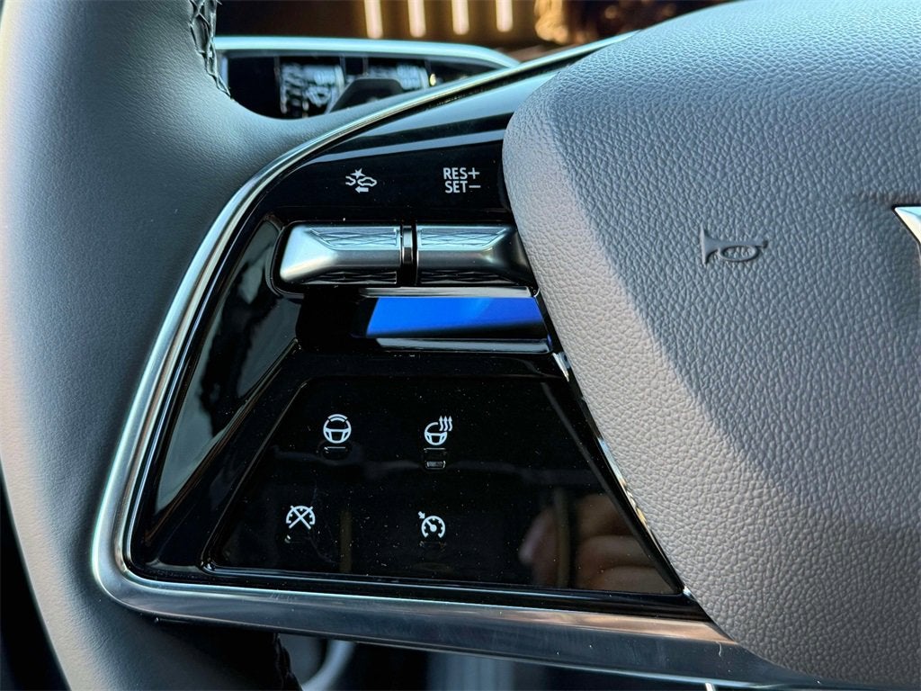 2026 Cadillac OPTIQ Premium Luxury