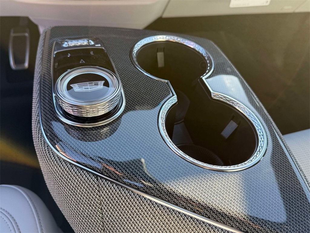 2026 Cadillac OPTIQ Premium Luxury