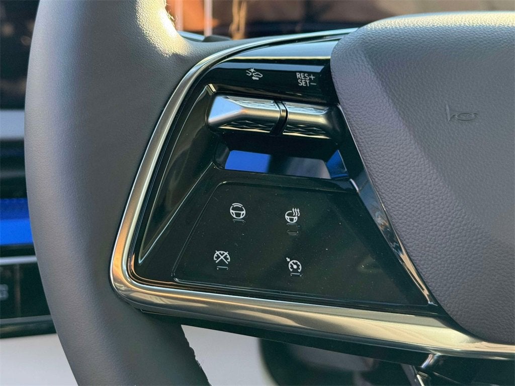 2026 Cadillac OPTIQ Premium Luxury