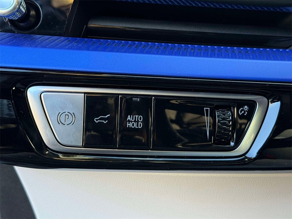 2026 Cadillac OPTIQ Premium Luxury