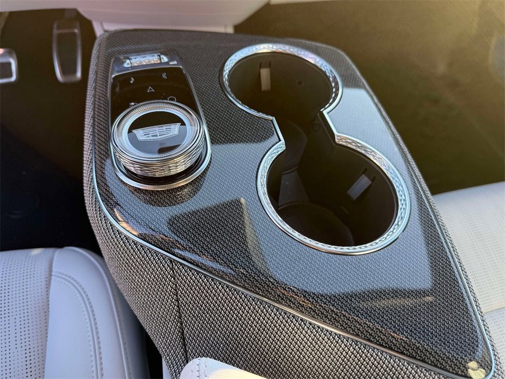 2026 Cadillac OPTIQ Premium Luxury