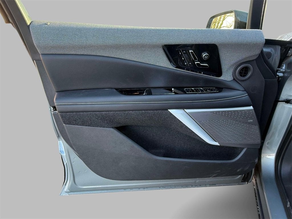 2026 Cadillac OPTIQ Premium Luxury