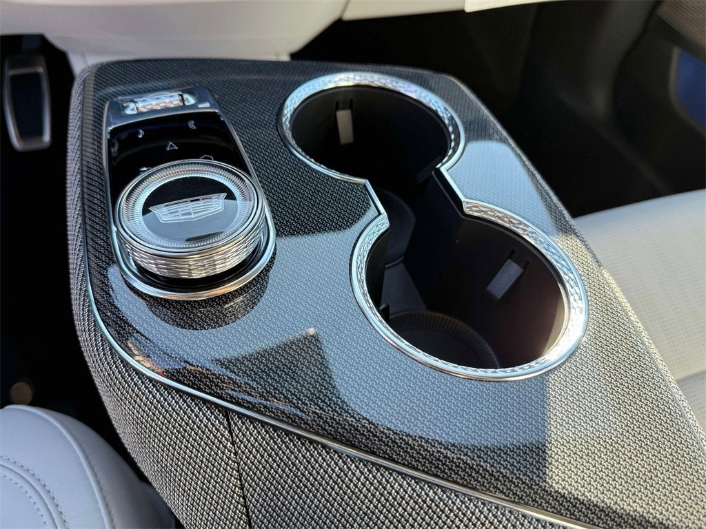 2026 Cadillac OPTIQ Premium Luxury