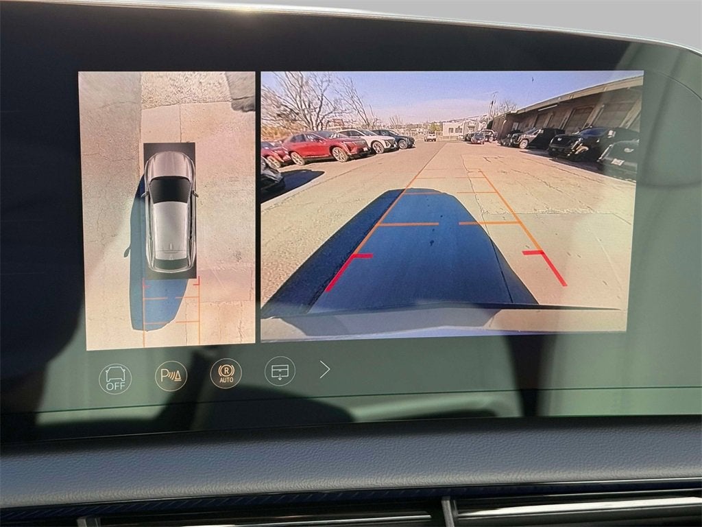 2026 Cadillac OPTIQ Premium Luxury