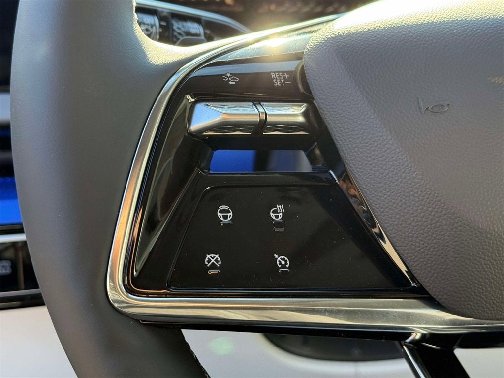 2026 Cadillac OPTIQ Premium Luxury