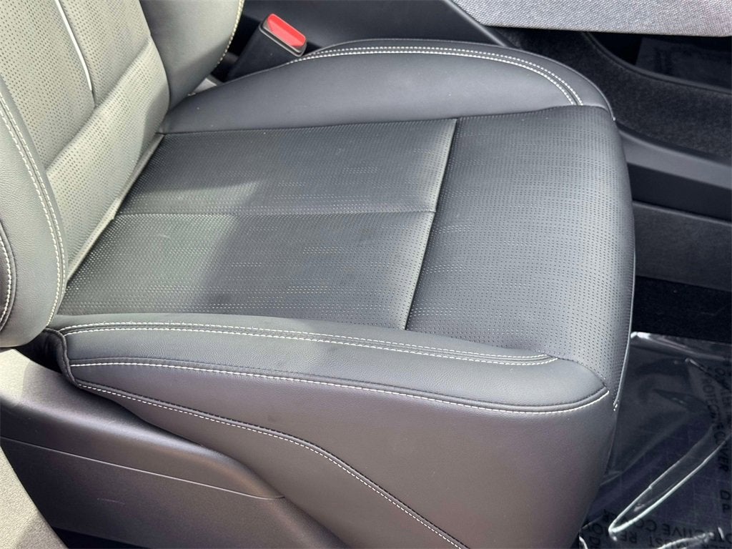 2025 Cadillac OPTIQ Luxury 2