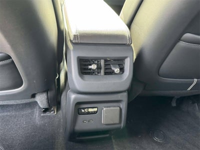 2025 Cadillac OPTIQ Luxury 2