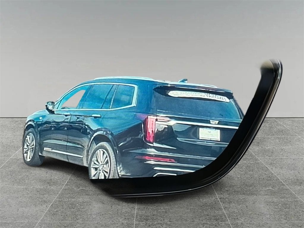 2025 Cadillac OPTIQ Luxury 2