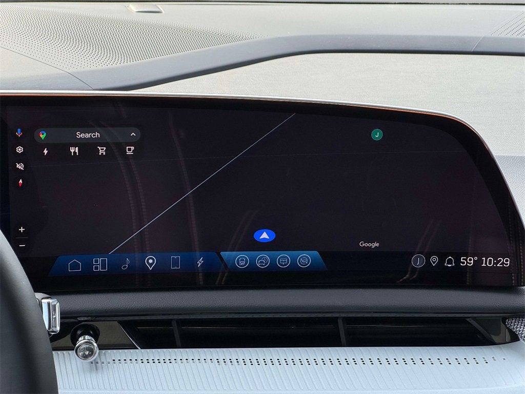 2025 Cadillac OPTIQ Luxury 2